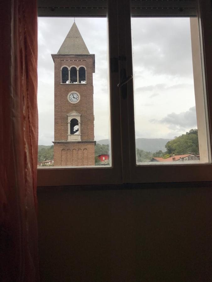 Al Campanile Centro Storico Ampio Luminoso E Panoramico Appartamento Trilocale Carsoli Exterior foto